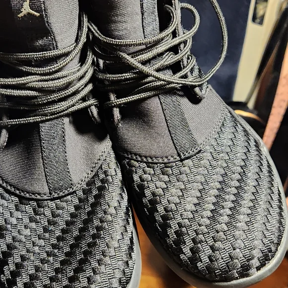 Jordan Basket Weave Sneakers - Picture 5 of 16